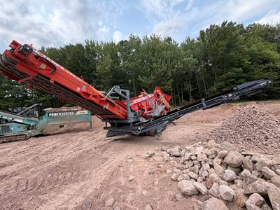 2020 Finlay 883+ Screening Plant