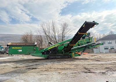 2022 McCloskey S250 Screening Plant