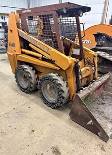 Case 1840 Uni-Loader Mini Skid Steer