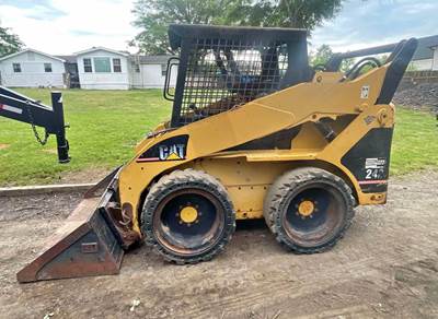2003 Caterpillar 242 Skid Steer