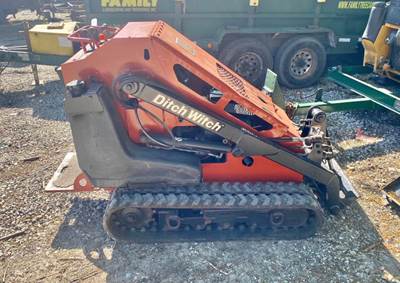 2007 Ditch Witch SK650 Skid Steer