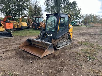 2019 JCB 215T Skid Steer
