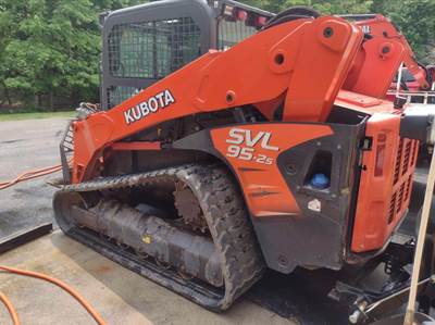 2019 Kubota SVL95-2S Skid Steer