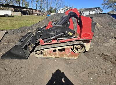 2019 Toro Dingo TX1000 Skid Steer