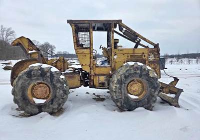 Caterpillar 518 Skidder