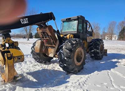 Caterpillar 525C Skidder