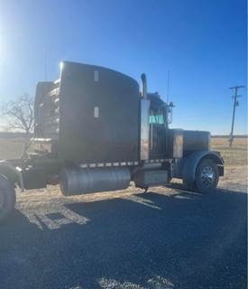 2000 Peterbilt 379