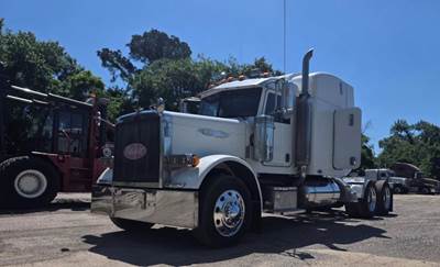 2007 Peterbilt 379 Sleeper Semi Truck