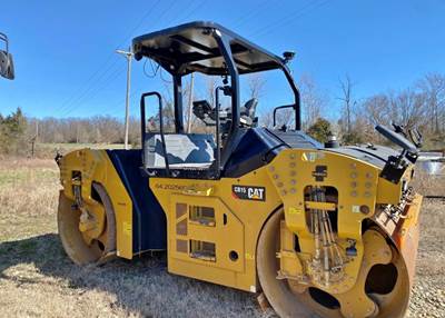 2021 Caterpillar CB15 Smooth Drum Roller Compactor