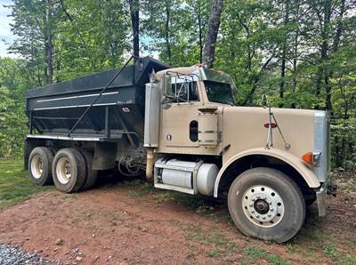 1991 Peterbilt 357 Stone Slinger / Spreader Truck Box