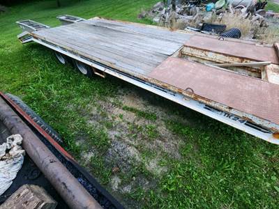 Trail King TK24 Tag Trailer