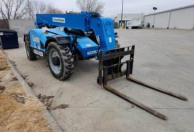 2016 Genie GTH-844 Telehandler