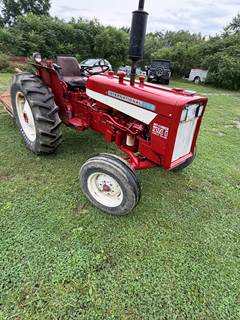 1977 International 444 Tractor