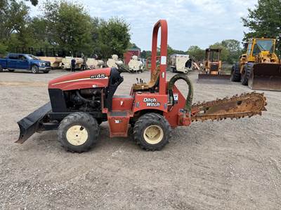 2012 Ditch Witch RT45 Trencher