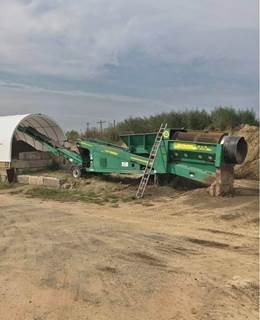 McCloskey 512R Trommel Screen