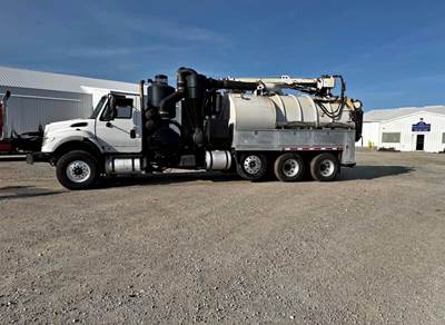 2007 International 7600 Vacuum Truck - Vactor Hydrovac