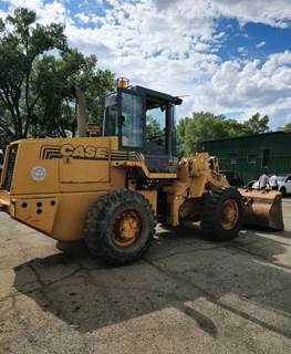 1995 Case 621B Wheel Loader