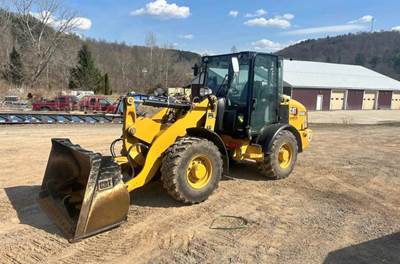 2020 Caterpillar 906M Wheel Loader