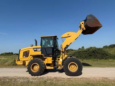 2018 Caterpillar 926M Wheel Loader