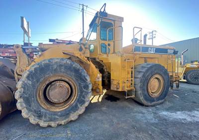 1998 Caterpillar 988F Wheel Loader - Bucket