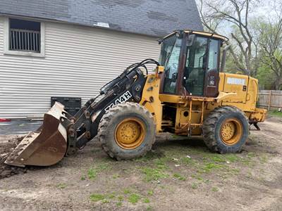 2002 John Deere TC44H Wheel Loader