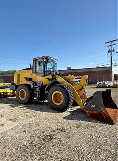 2024 Komatsu WA270 Large Wheel Loader - Bucket