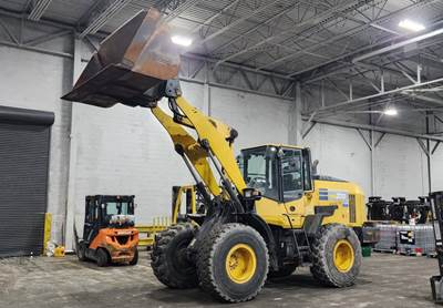 Komatsu WA270-8 Wheel Loader