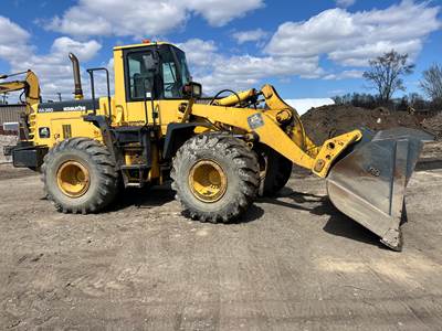 2001 Komatsu WA380-5 Wheel Loader