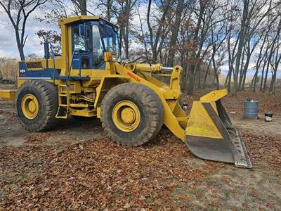 1995 Komatsu WA450-2 Wheel Loader