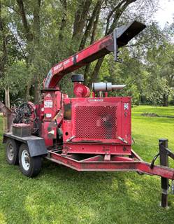 2000 Bandit 280XP Towable Wood Chipper
