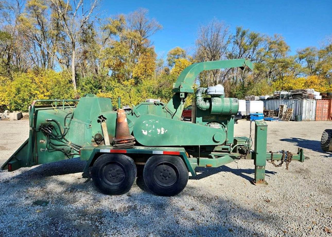 2000 Morbark 2400 Chipper For Sale, 2,078 Hours Wayne, MI 11768488