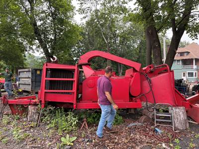 Morbark Hurricane 2400XL Chipper