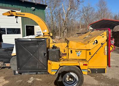 2004 Vermeer BC1400 Chipper