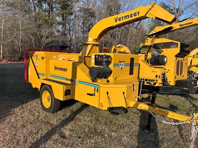 Vermeer BC1800XL Self-Propelled Wood Chipper