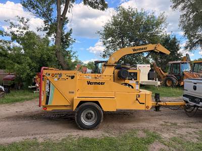 2012 Vermeer BC1800XL Towable Wood Chipper