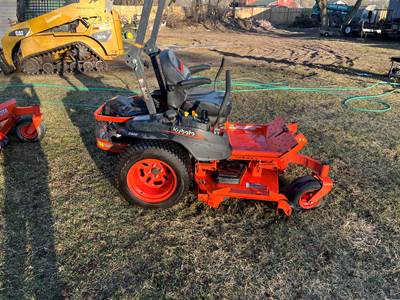 2024 Kubota Z422KWT-60 Zero Turn Mower