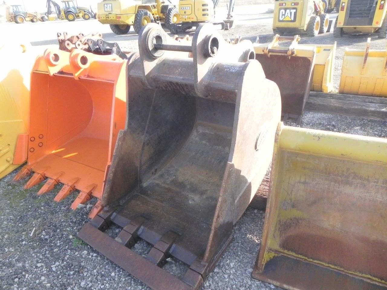 Strickland 36" Ditching Bucket For Sale Waupun, WI 1005