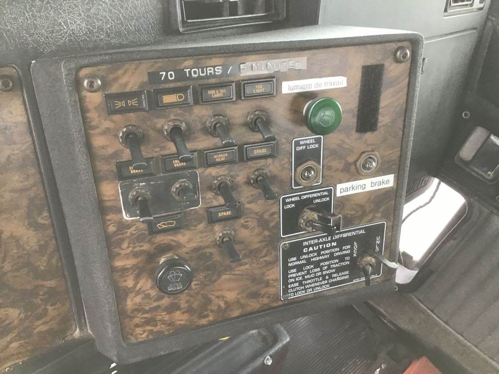 Kenworth ABS Control Module for a 1999 Kenworth T800 For Sale ÎleAux