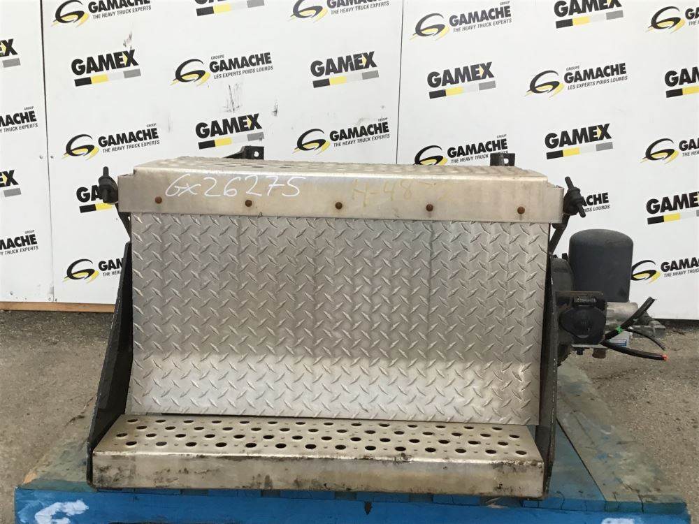 2017 Kenworth T370 Battery Box For Sale ÎleAuxNoix, QC, Canada H
