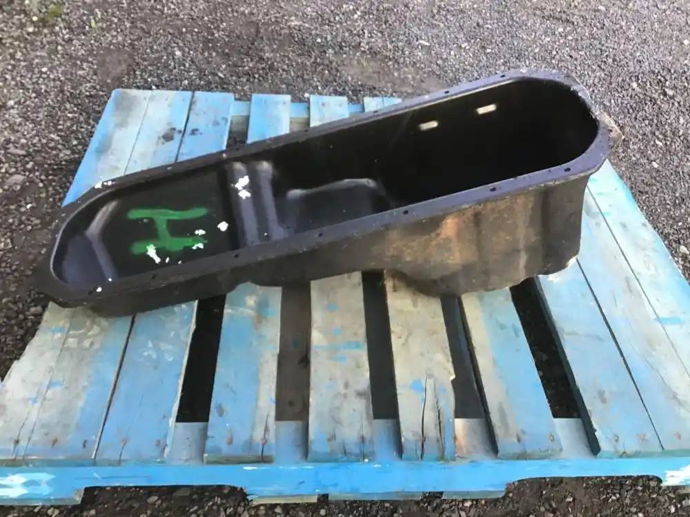 International Engine Oil Pan for a 2012 International 4300 For Sale ÎleAuxNoix, QC, Canada