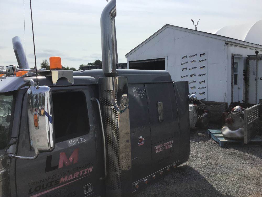 2018 Western Star 4900FA Exhaust Pipe For Sale ÎleAuxNoix, QC