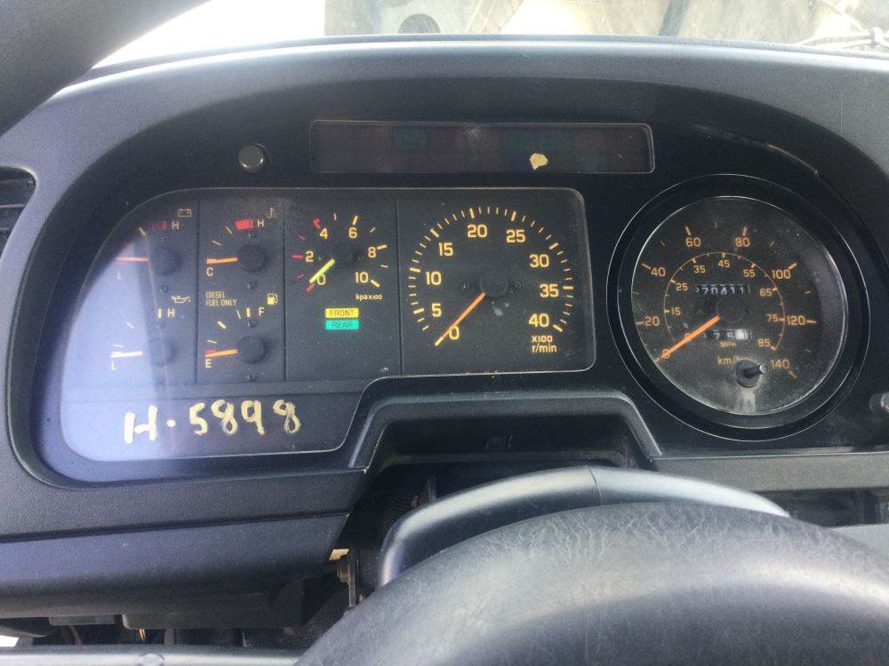2000 GMC T8500 Instrument Panel Cluster For Sale ÎleAuxNoix, QC