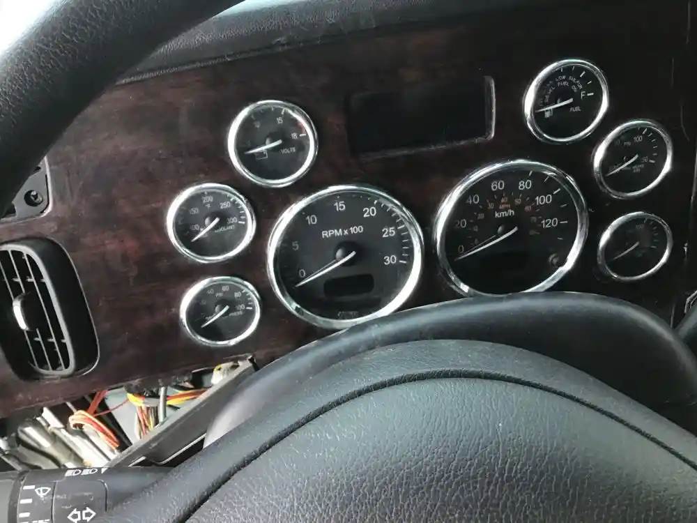 2022 Peterbilt 389 Instrument Panel Cluster For Sale ÎleAuxNoix, QC