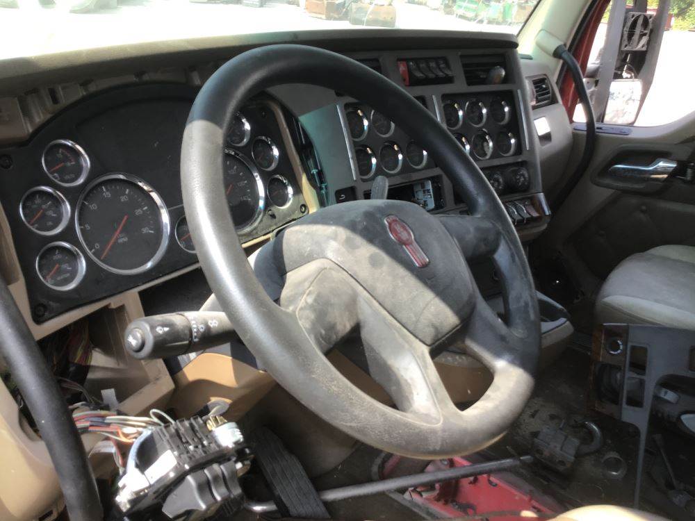 2015 Kenworth T680 Steering Wheel For Sale ÎleAuxNoix, QC, Canada