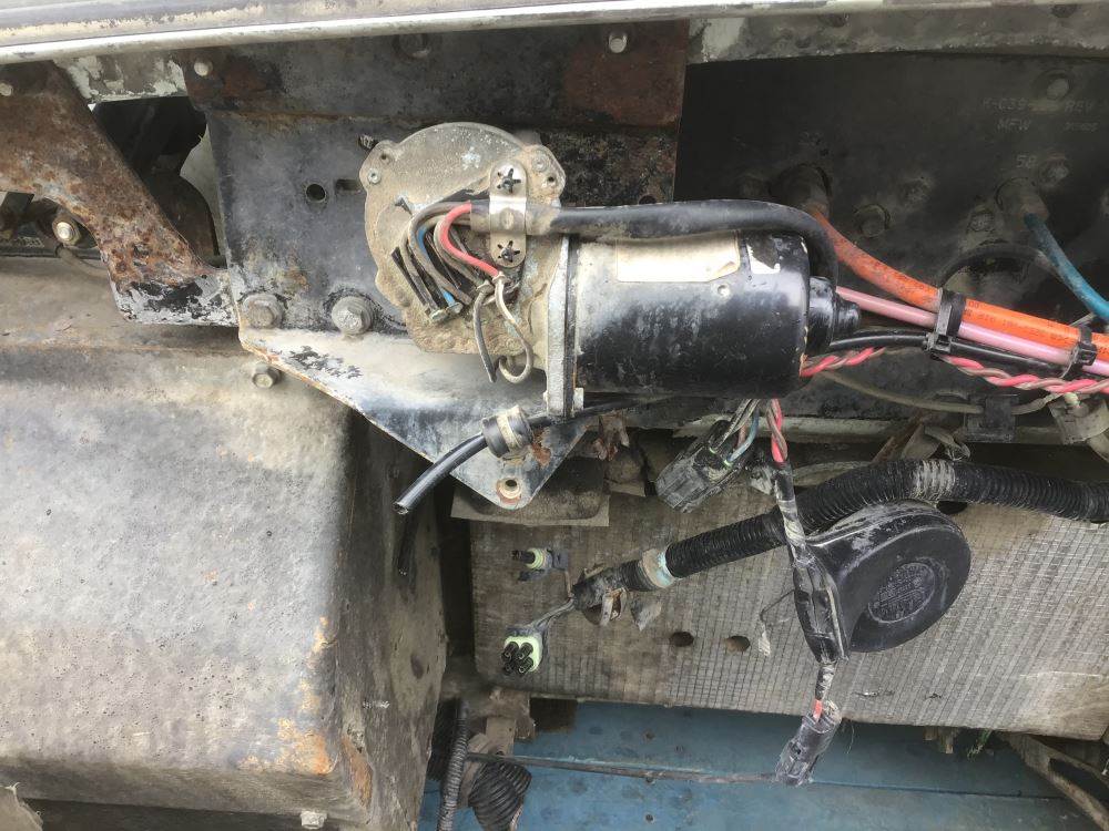 1999 Kenworth T800 Windshield Wiper Motor For Sale ÎleAuxNoix, QC