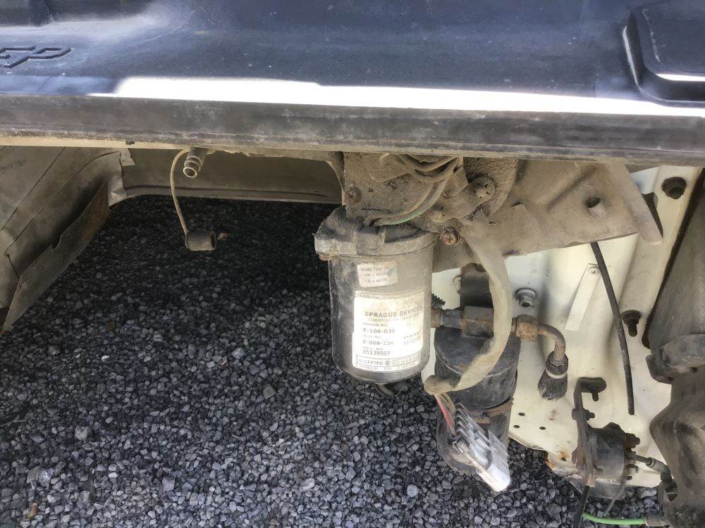 Volvo Windshield Wiper Motor for a 2007 Volvo VNL300 For Sale ÎleAux