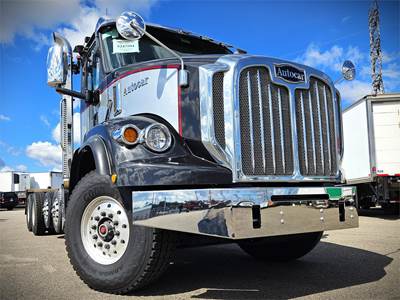 Autocar DC64 Cab & Chassis Truck