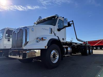 Autocar DC64 Cab & Chassis Truck - Cummins, 455HP, Automatic