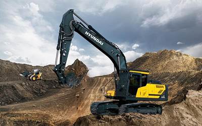 Hyundai HX220AL Excavator