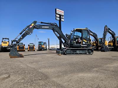 Hyundai HX85A Excavator